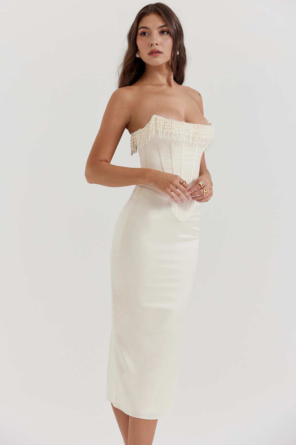 Elegante Abendkleider für besondere Anlässe – Festkleid für Hochzeiten und elegante Partys  Emayze