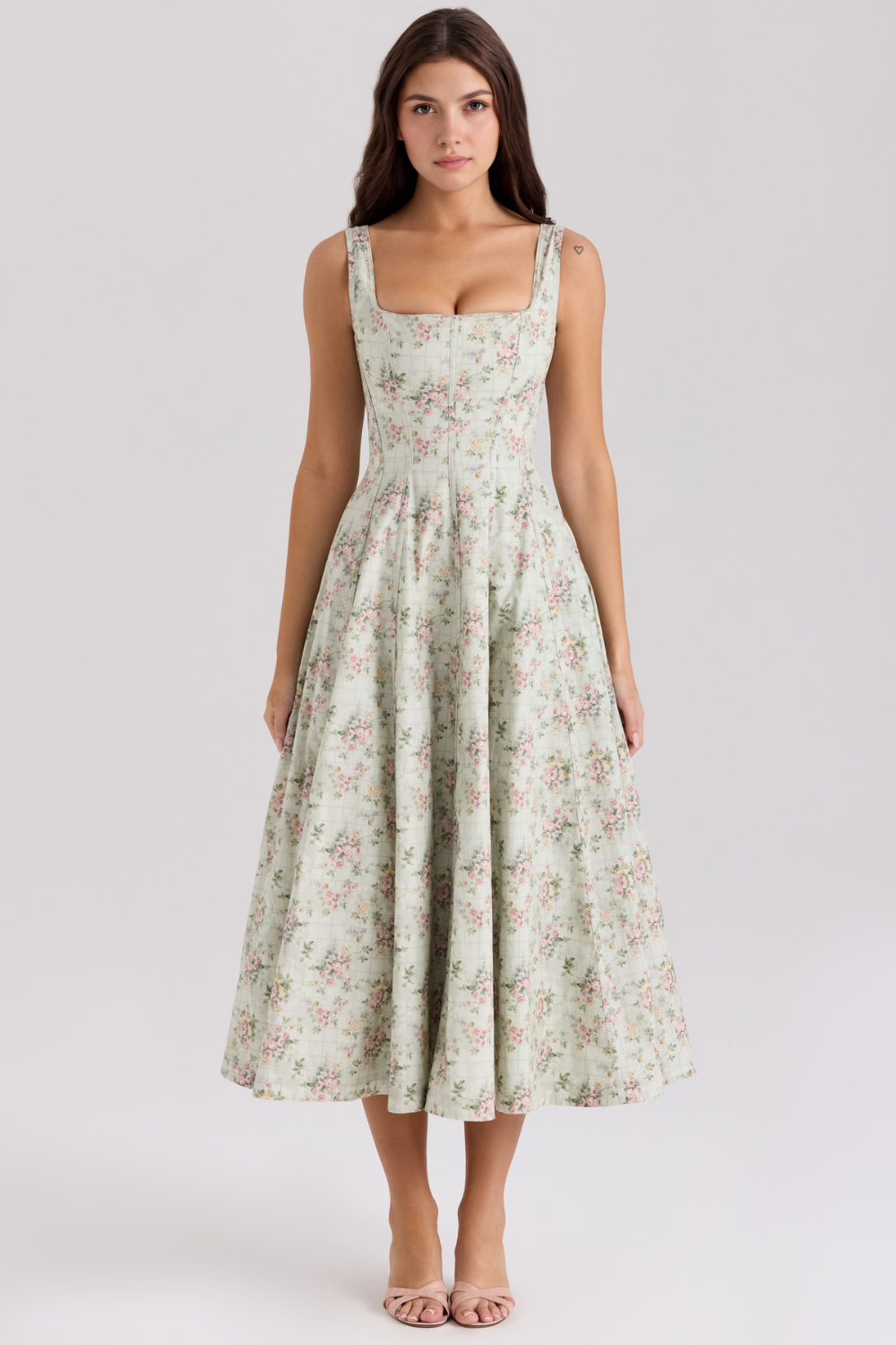 Elegantes Abendkleider für Hochzeiten – Perfektes Hochzeitsgast-Outfit und festliches Abendkleid  Emayze