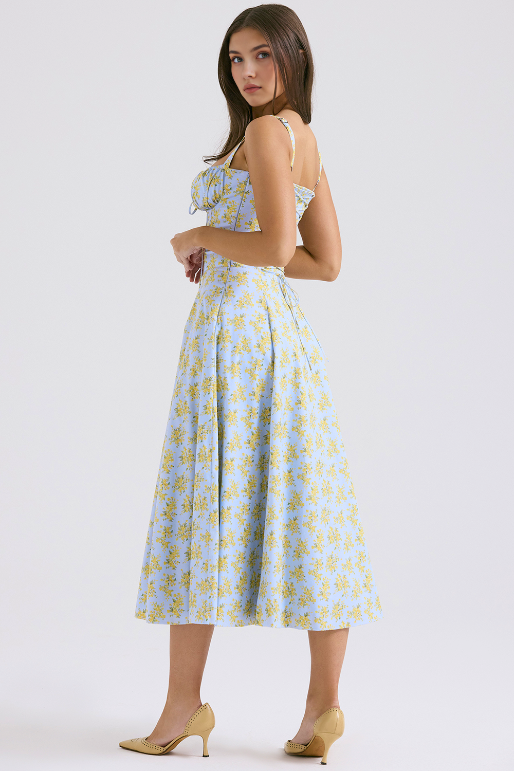 Midi Kleid für eine Sommerparty – Leichtes und Festliches Kleid  Emayze