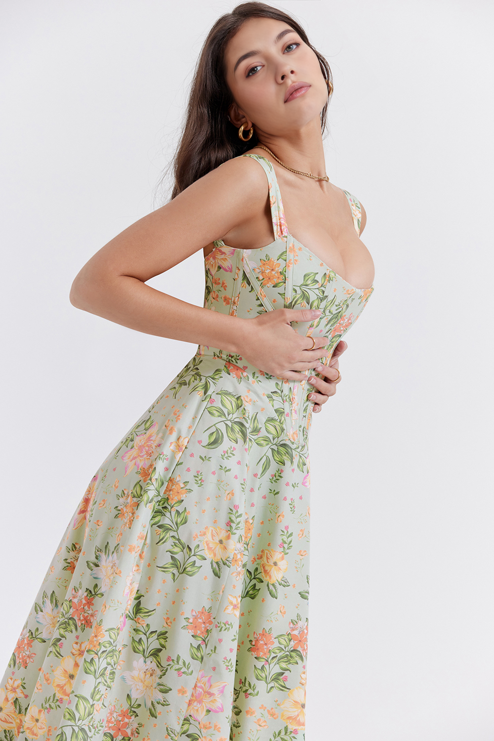 Elegante Midi Kleider für Hochzeiten und Festlichkeiten  Emayze